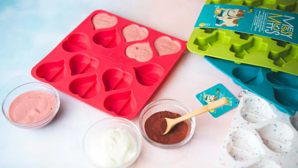 Messy Mutts Silicone Bake & Freeze Treat Making Mold - Confetti Heart Shape