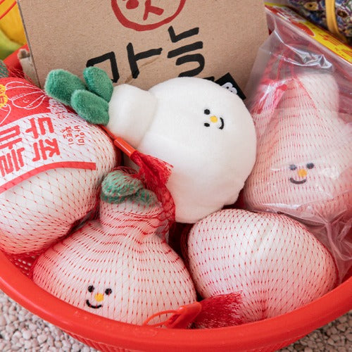 Bite Me Garlic Nosework Toy