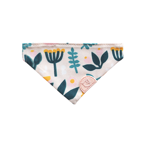 Gentle Purr Cat MökkiChief - Scandi Spring